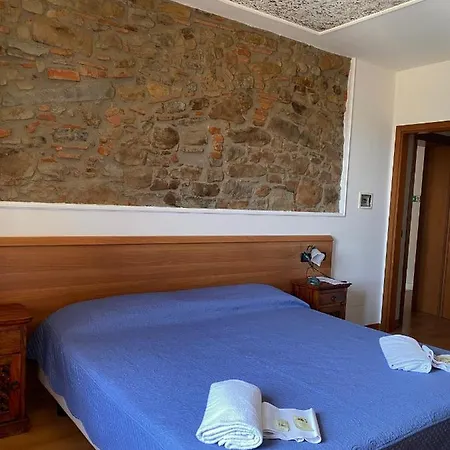Agriturismo La Sorgente Di Rossi Valentino * Larciano