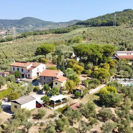 Agriturismo La Sorgente Di Rossi Valentino Bauernhof Larciano