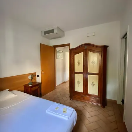 Agriturismo La Sorgente Di Rossi Valentino Bauernhof Larciano