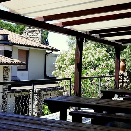 Agriturismo La Sorgente Di Rossi Valentino * Larciano